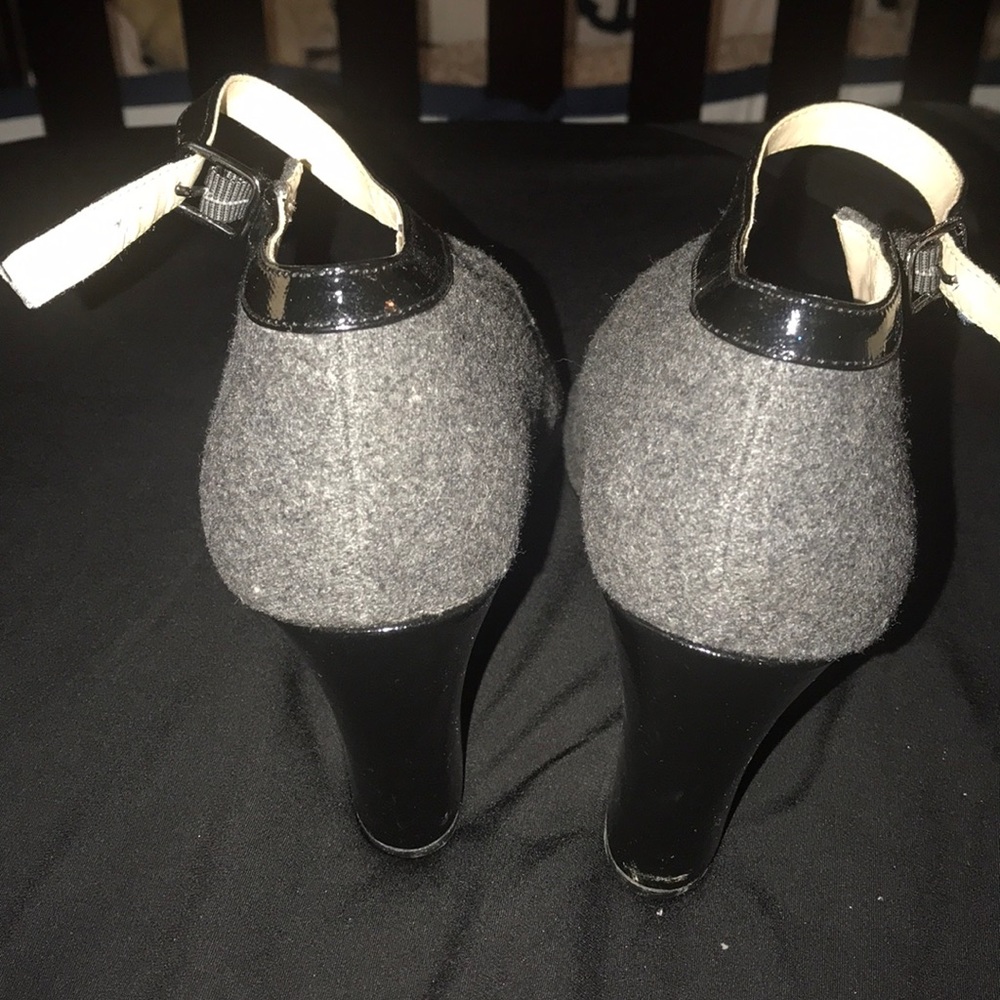Shoes - Picture 3 of 4